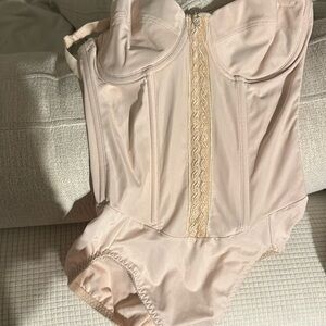 Bustier, corset bodysuit , 34b